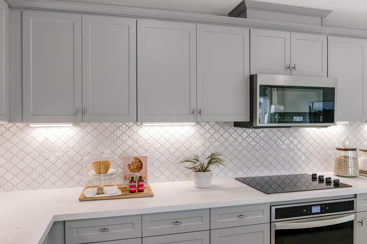 Upgraded Shaker door gray cabinets