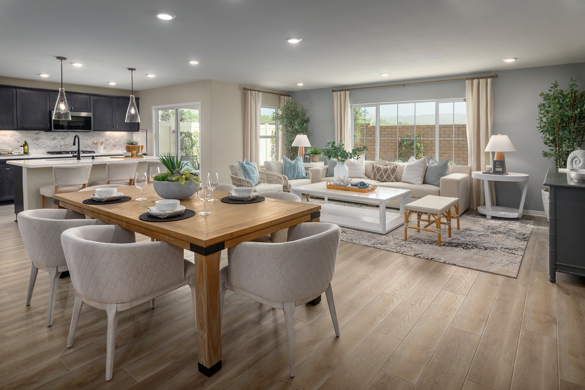 Plan 2313 Dining Area