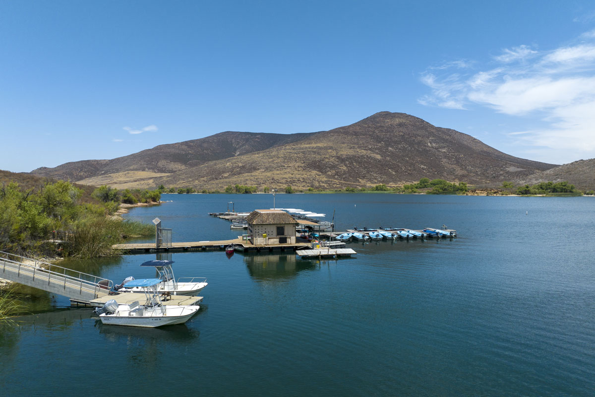 Minutes to Diamond Valley Lake