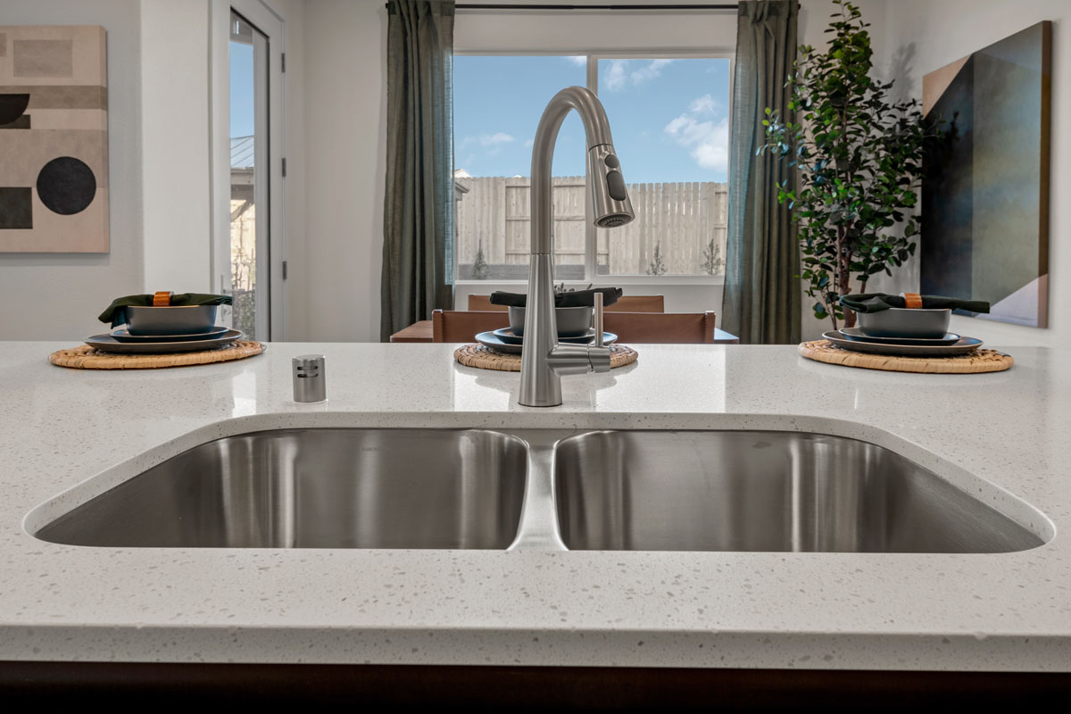 Stainless steel sink