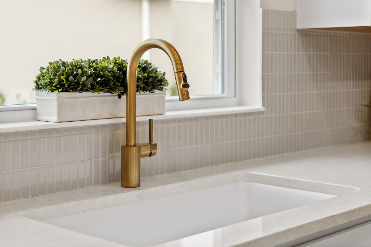 Tile backsplash