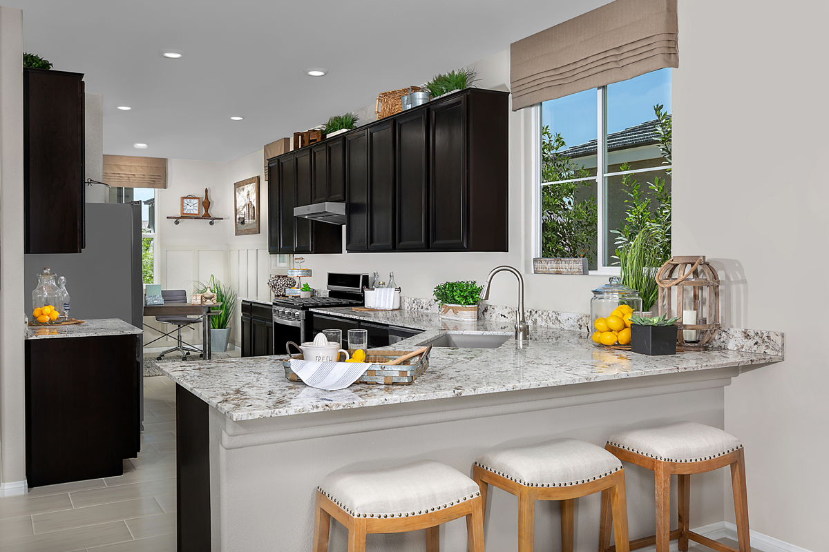 New Homes in Henderson, NV - Reserves at Inspirada Plan 1589 Kitchen