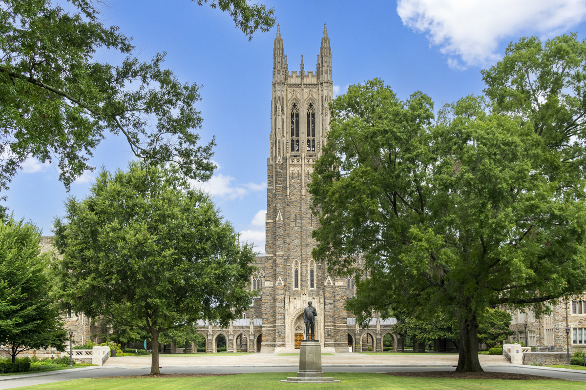 12-minute drive to Duke University