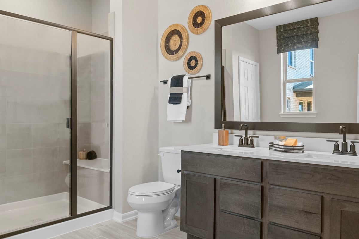 Dual-sink vanity 