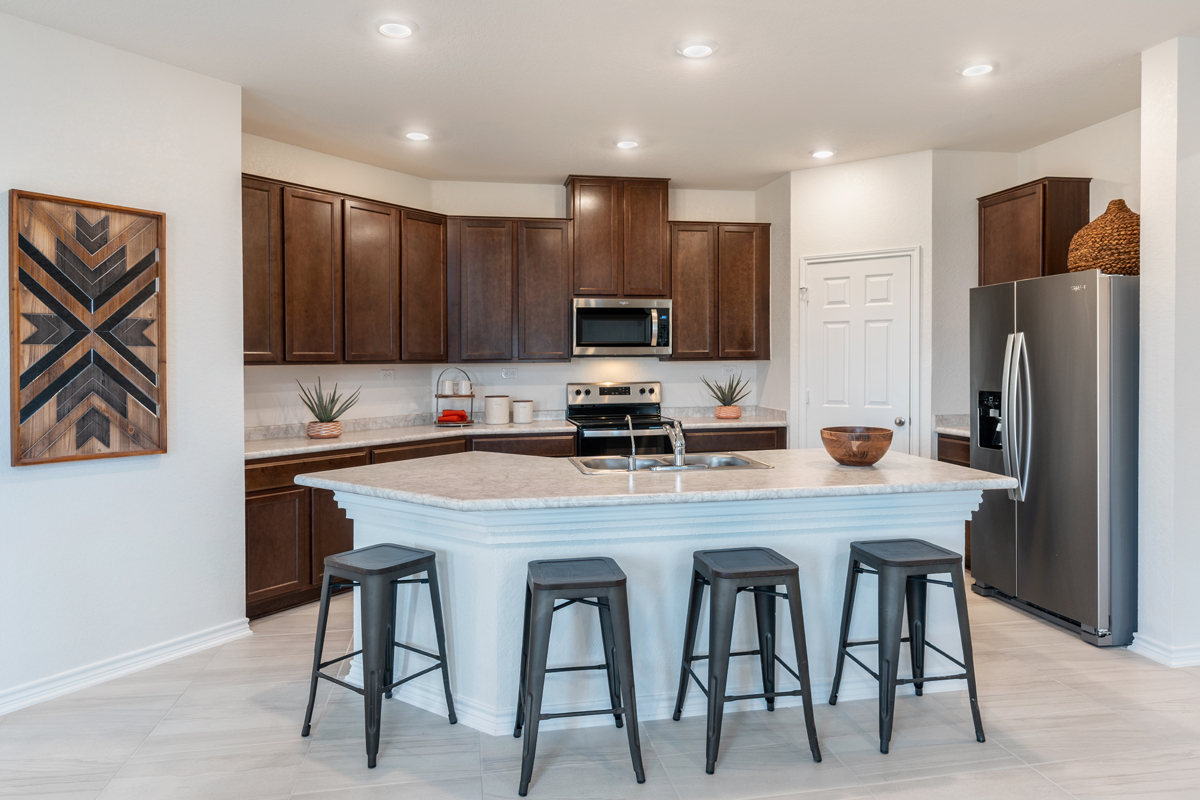 New Homes in San Antonio, TX - Preserve at Culebra - Heritage Collection Plan 1548 Kitchen