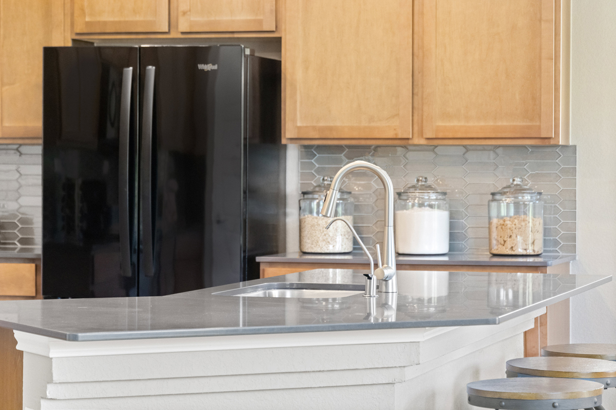 Silestone® extended breakfast bar countertop