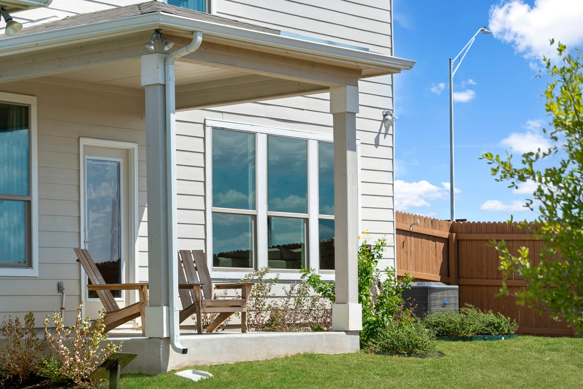 Rear covered patio