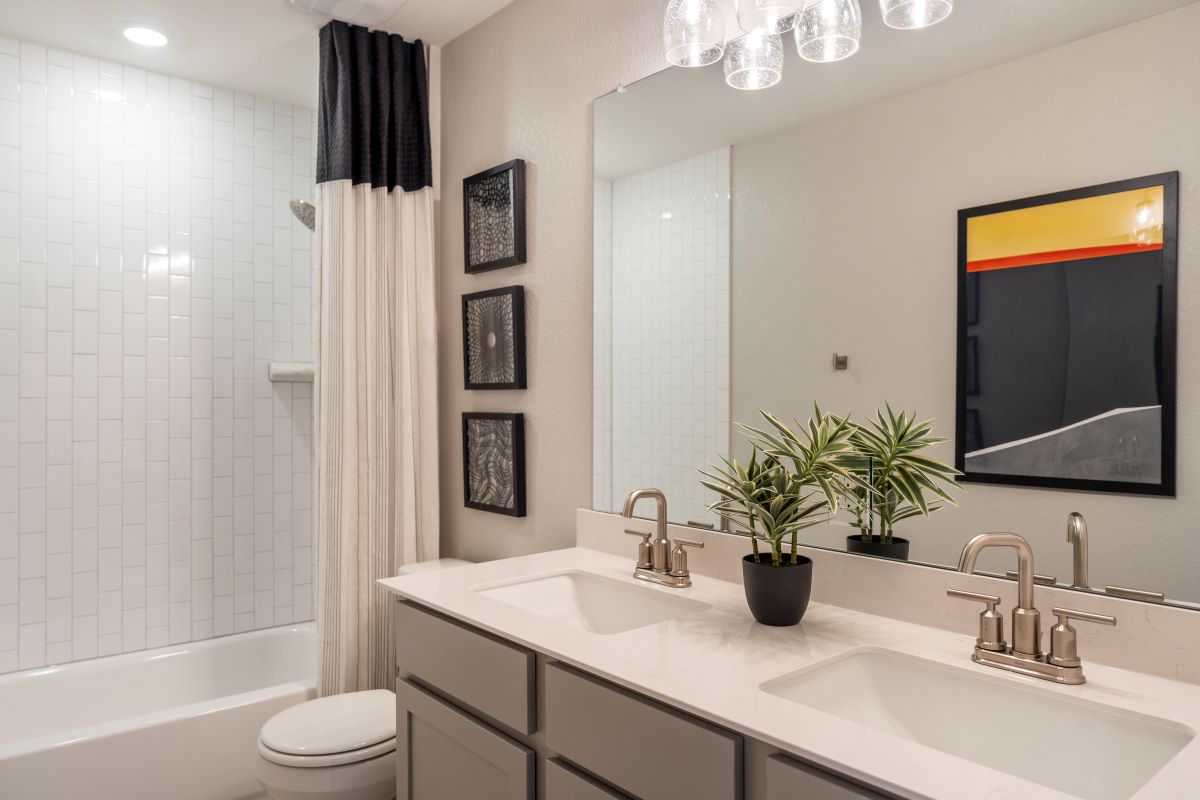 Dual-sink vanity at bath 2