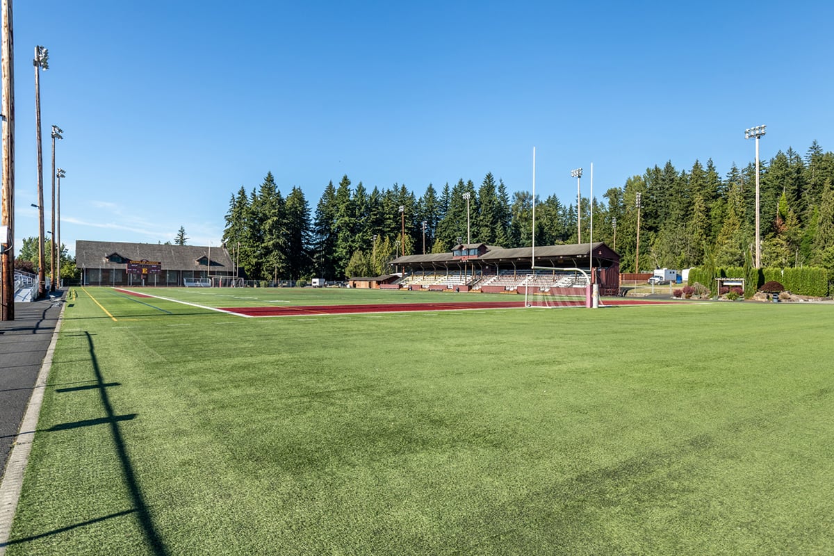 Convenient to Enumclaw Stadium